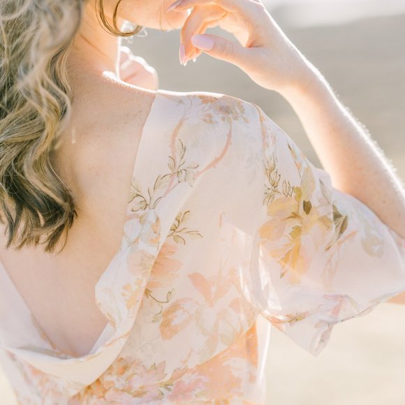 Hope & Ivy draped back maxi dress in peach floral - Picture 10 of 11